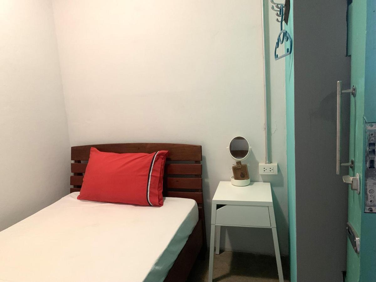Sleep Sheep Phuket Hostel Sha Exterior foto