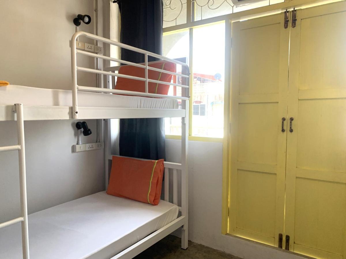 Sleep Sheep Phuket Hostel Sha Exterior foto